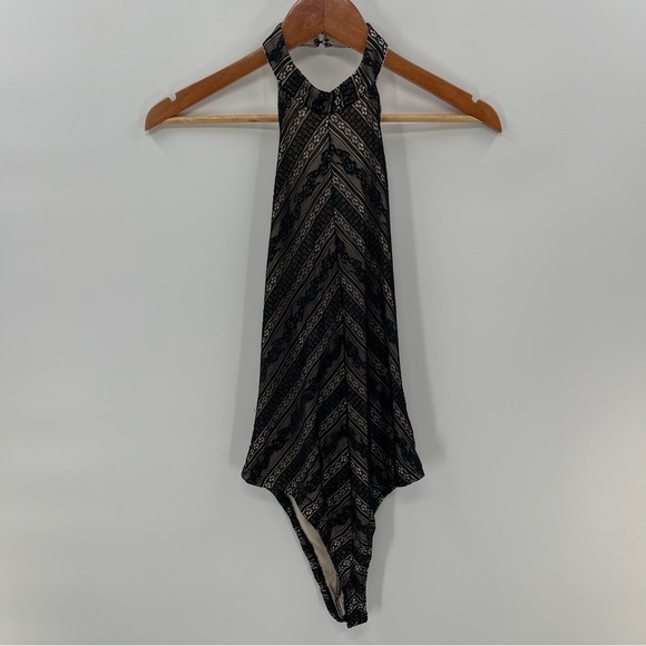 Wet Seal Black Lace Halter Neck Y2K Bodysuit Size Small - Picture 2 of 9
